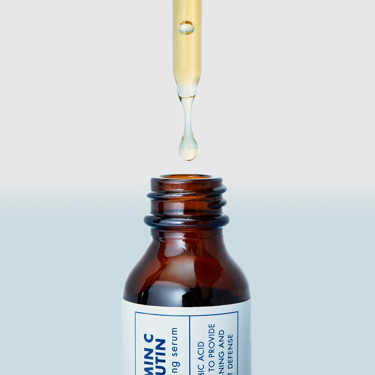 Obagi Clinical Vitamin C + Arbutin Brightening Serum Macro Shot