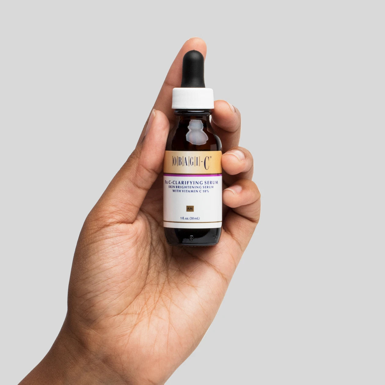 C-Clarifying Serum Fx In Model Hand